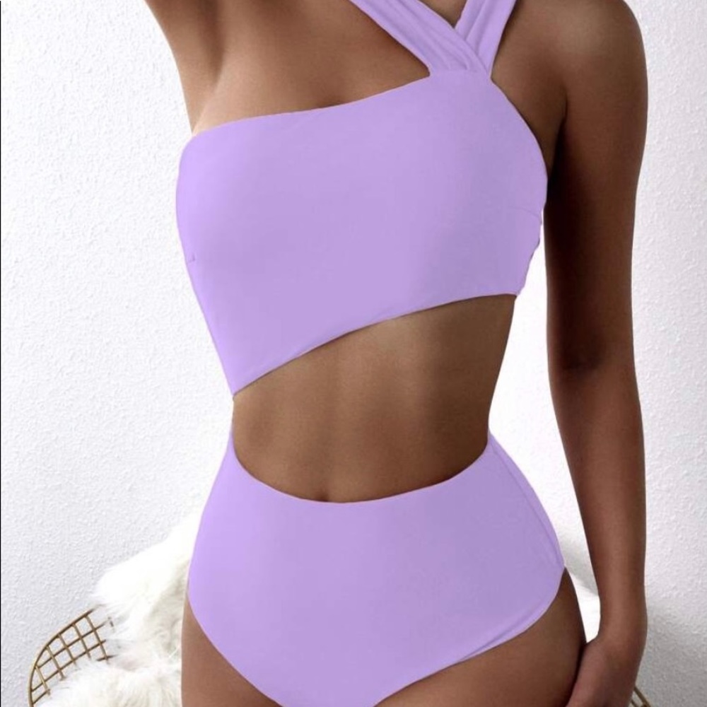 Lavender bathing suit 😈💜